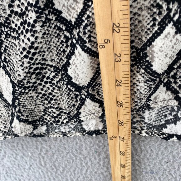 Ivy Jane Top Womens Medium Large Gray Snakeskin Print Dolman 3/4 Sleeve Blouse - Picture 8 of 9